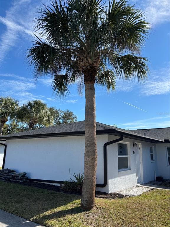 5815 ERIN LANE S UNIT D ST PETERSBURG, FL 33712