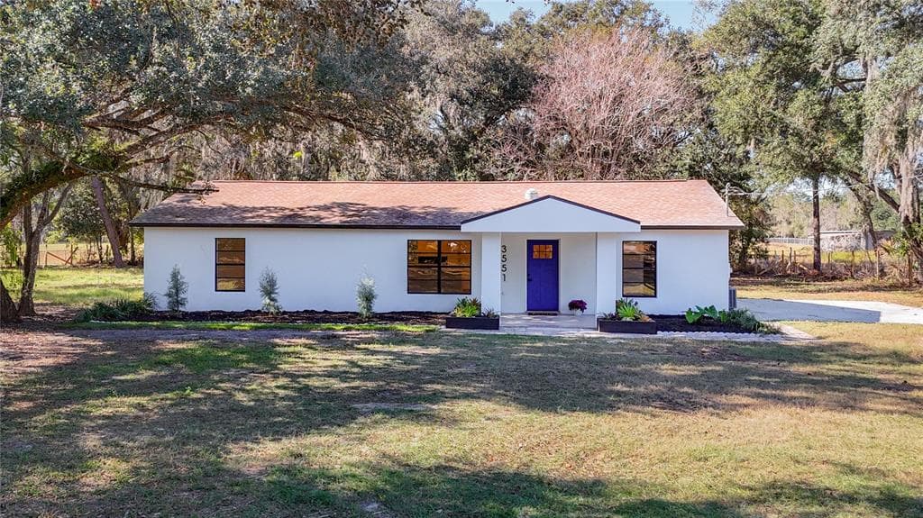3551 OAKWOOD DRIVE WESLEY CHAPEL, FL 33543