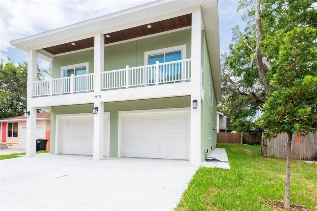 1918 N BETTY LANE CLEARWATER, FL 33755
