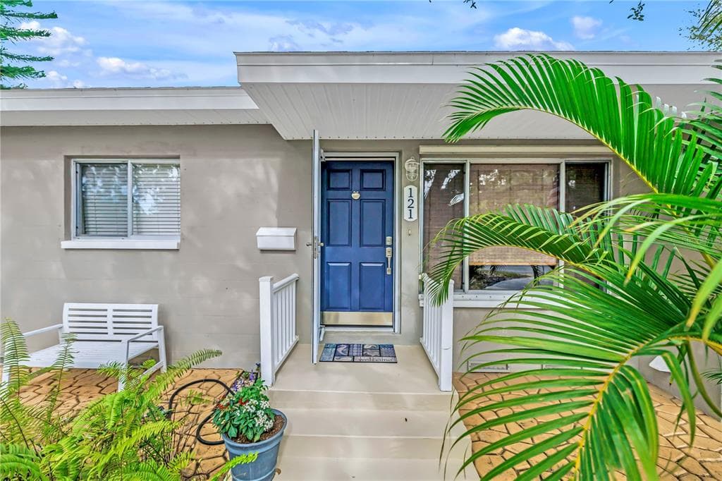 121 43RD AVENUE N