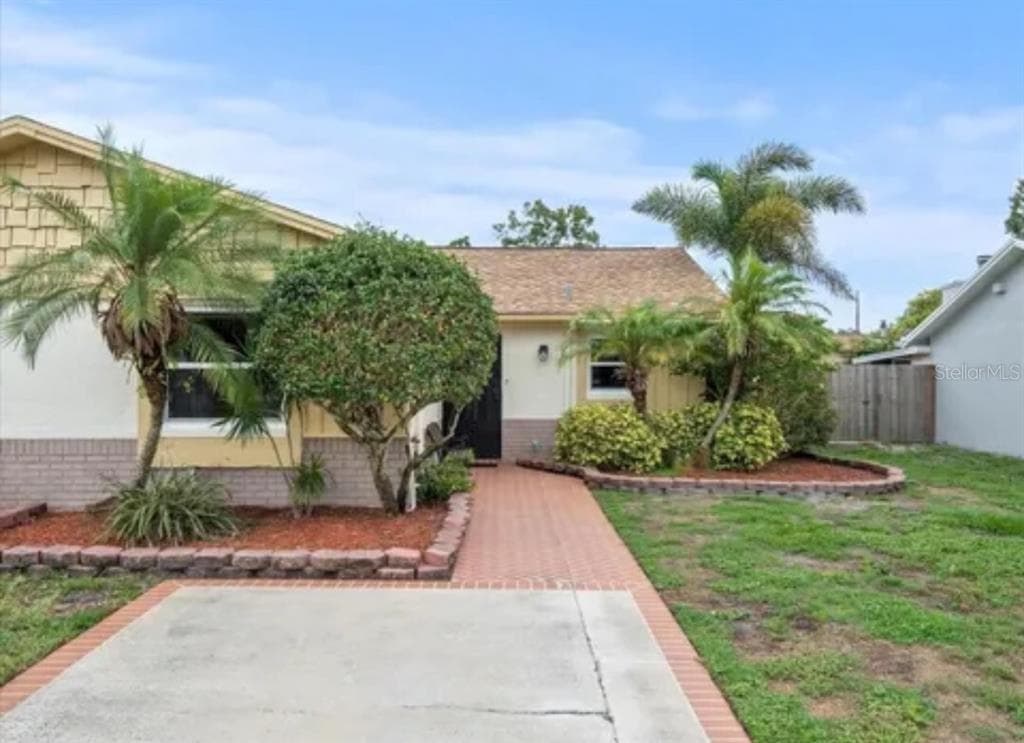 5112 LETITIA COURT TAMPA, FL 33624