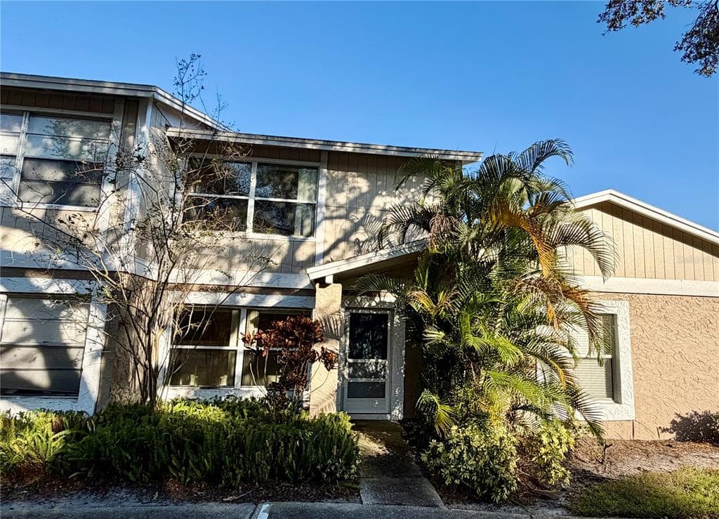 14604 PINE GLEN CIRCLE LUTZ, FL 33559