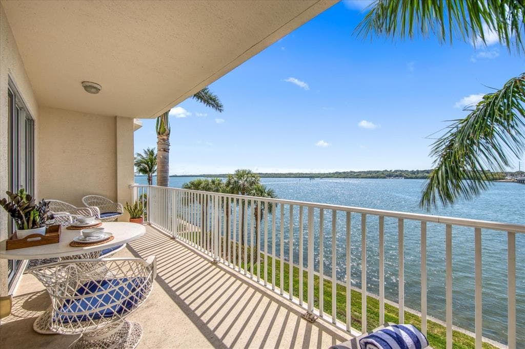 8800 BAY PINES BOULEVARD UNIT 205 ST PETERSBURG, FL 33709