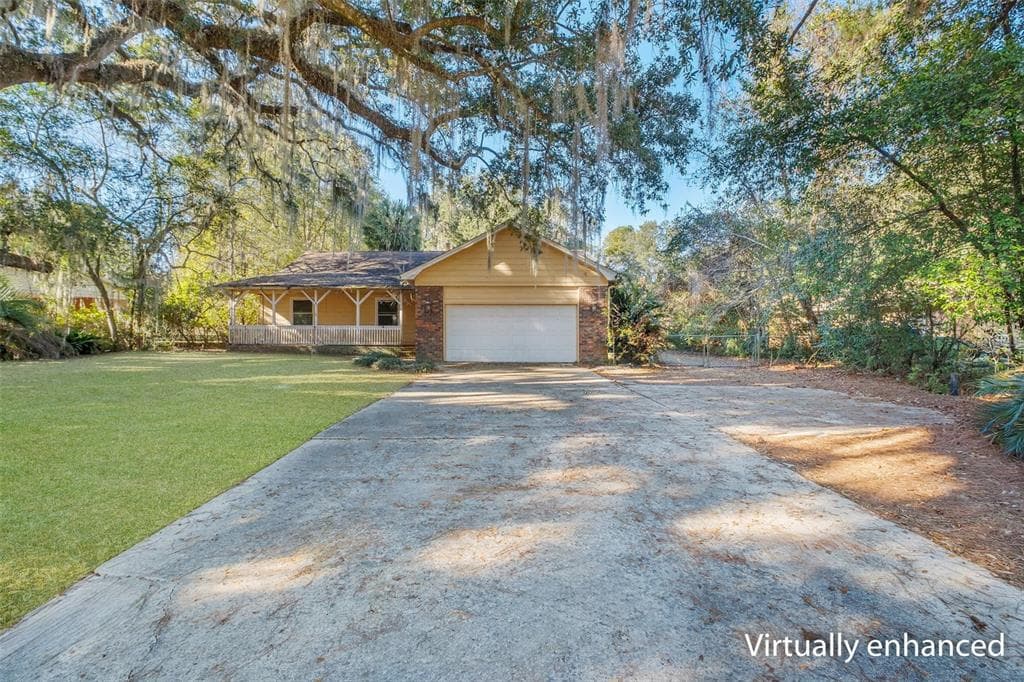 1932 QUEENSWOOD DRIVE TALLAHASSEE, FL 32303