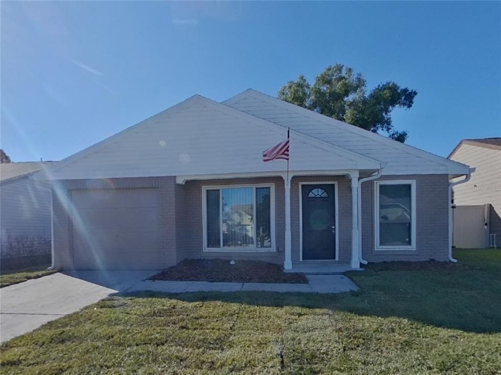 8306 RIVERBOAT DRIVE TAMPA, FL 33637