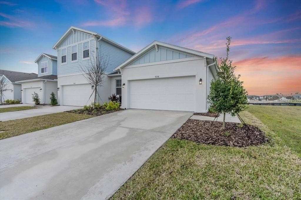 9258 GULF HAVEN DRIVE PARRISH, FL 34219