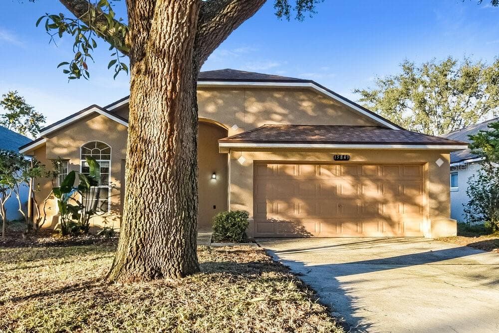 15849 GREEN COVE BOULEVARD CLERMONT, FL 34714