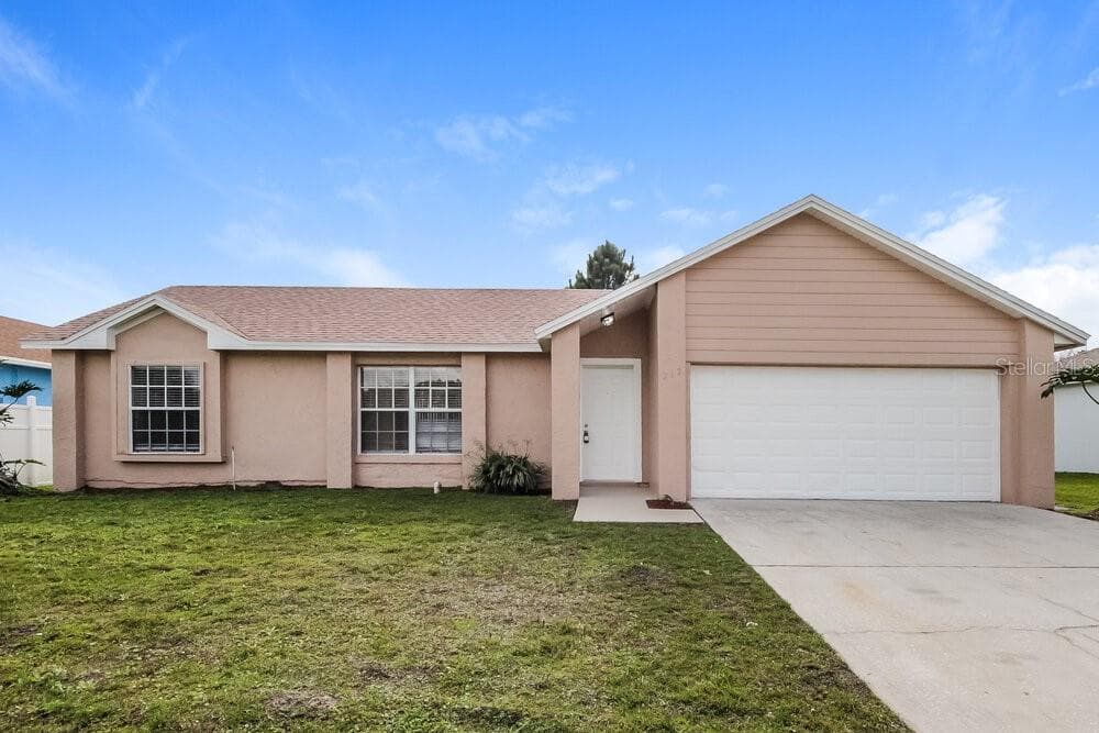 212 GREAT YARMOUTH COURT KISSIMMEE, FL 34758