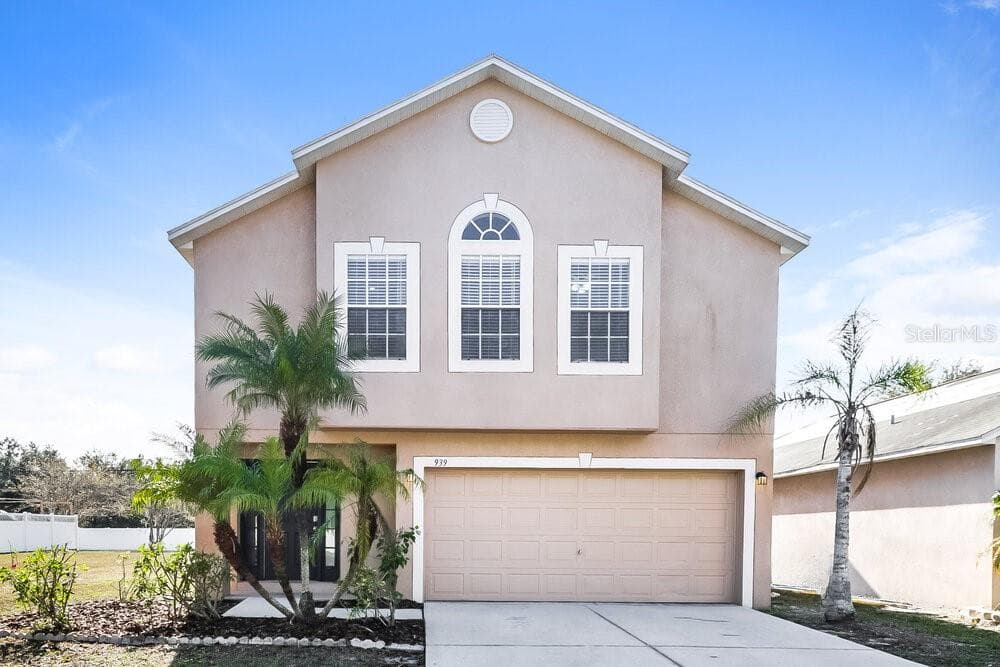 939 BRENTON LEAF DRIVE RUSKIN, FL 33570