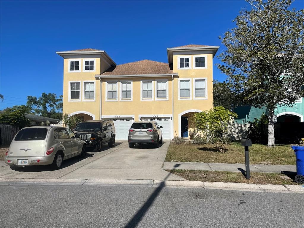 646 NORFOLK STREET DUNEDIN, FL 34698