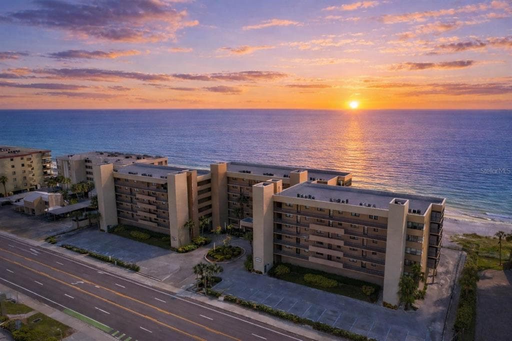 14900 GULF BOULEVARD UNIT 107 MADEIRA BEACH, FL 33708