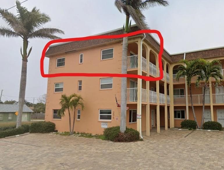 3575 GULF BOULEVARD UNIT 301 ST PETE BEACH, FL 33706