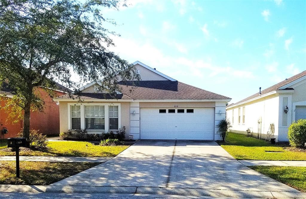 6518 BRIDGECREST DRIVE LITHIA, FL 33547
