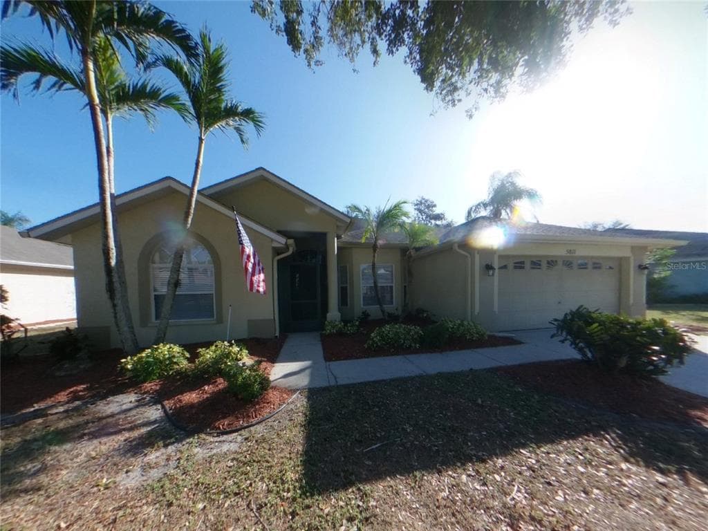 5811 28TH STREET E BRADENTON, FL 34203
