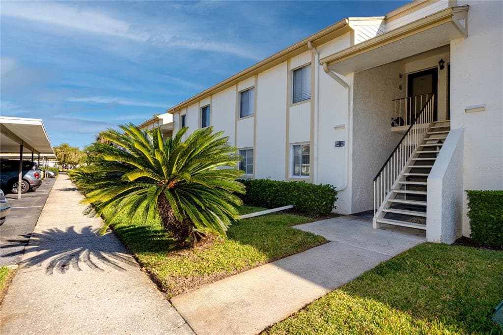 209 CYPRESS COURT UNIT 209 OLDSMAR, FL 34677