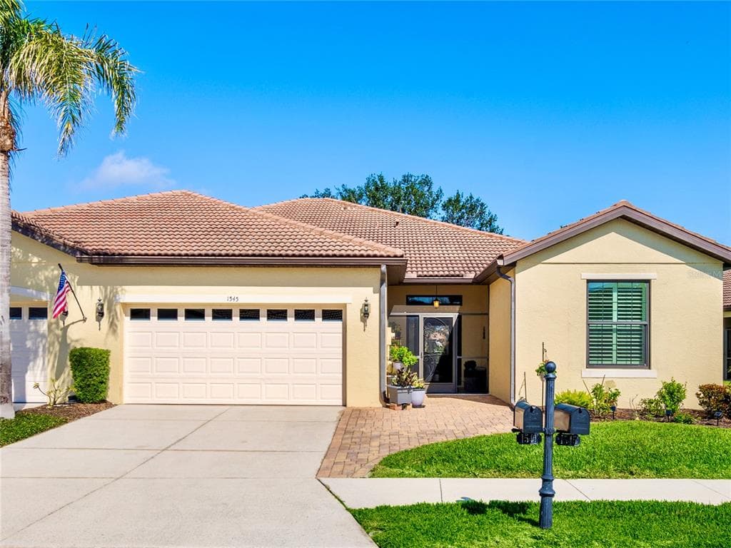1545 MASENO DRIVE VENICE, FL 34292