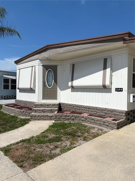 11144 101ST WAY UNIT 143 LARGO, FL 33773