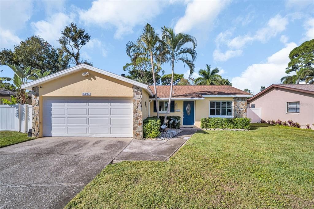 6494 59TH COURT N PINELLAS PARK, FL 33781