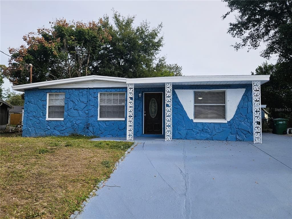 4431 ATWATER DRIVE UNIT A TAMPA, FL 33610