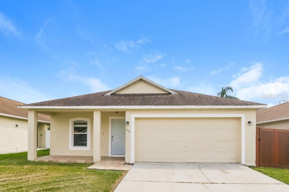 7666 HARBOR BEND CIRCLE ORLANDO, FL 32822
