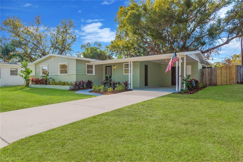 14814 N IRIS AVENUE TAMPA, FL 33613