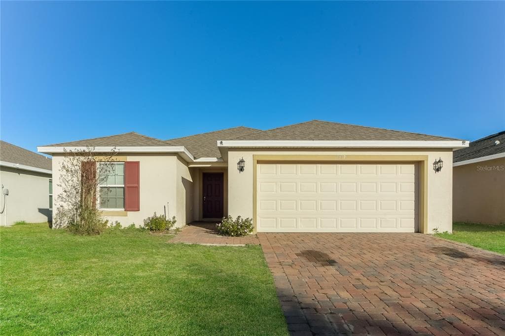 1477 LUCERNE LOOP ROAD NE WINTER HAVEN, FL 33881