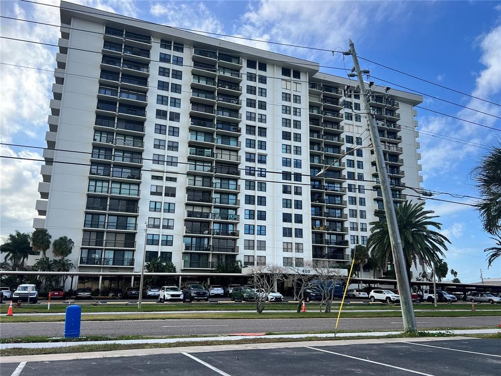 400 ISLAND WAY UNIT 608 CLEARWATER, FL 33767