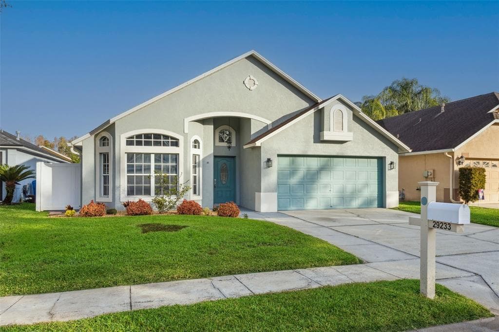29233 BIRDS EYE DRIVE WESLEY CHAPEL, FL 33543