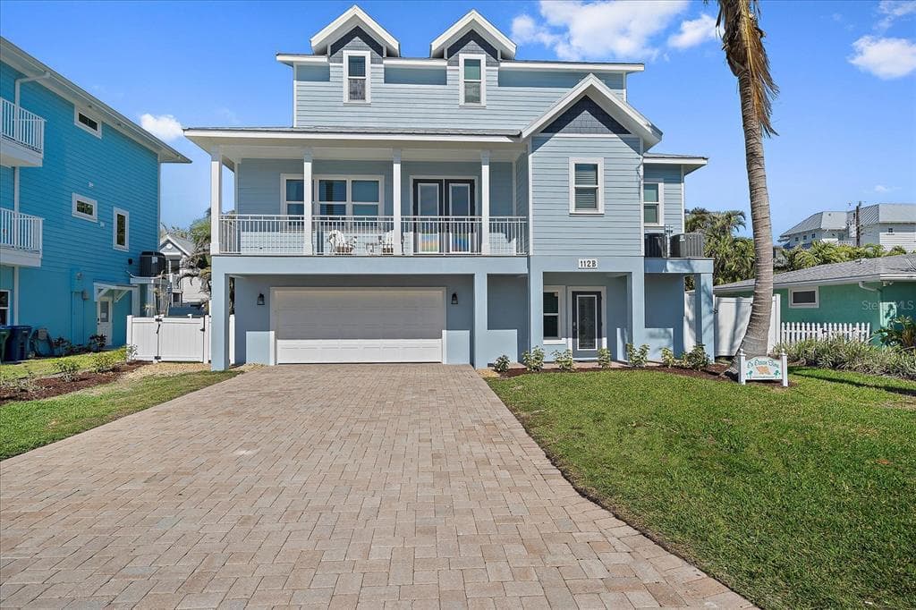 112 79TH STREET UNIT B HOLMES BEACH, FL 34217
