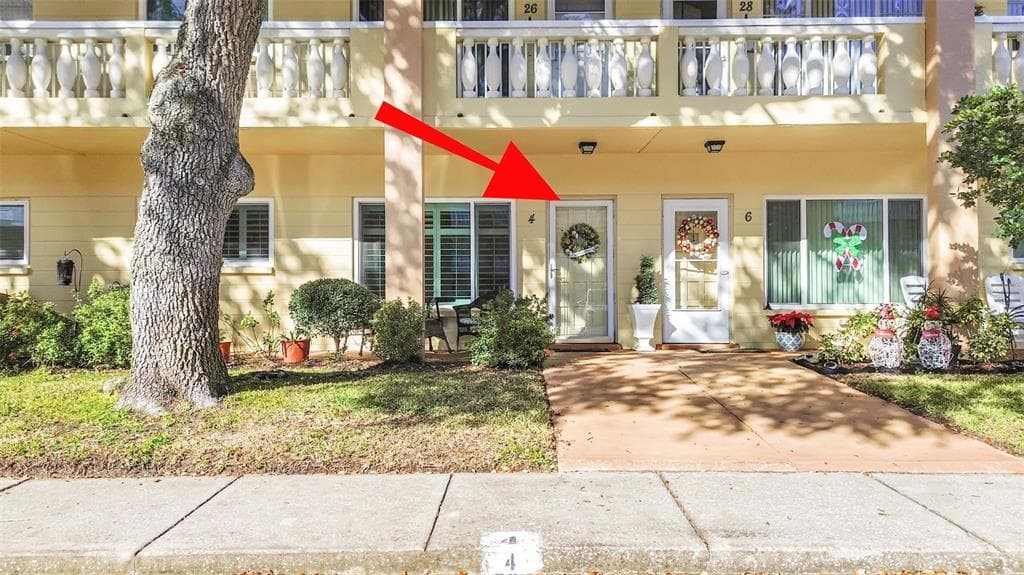 2226 SWITZERLAND WAY UNIT 4 CLEARWATER, FL 33763