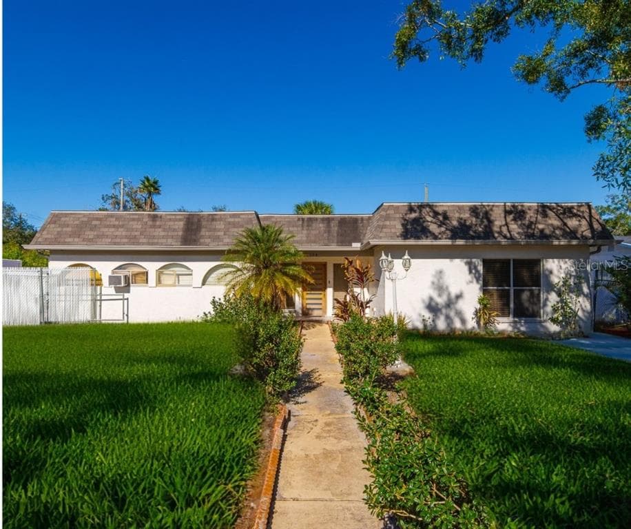104 DRUID HILLS ROAD TEMPLE TERRACE, FL 33617