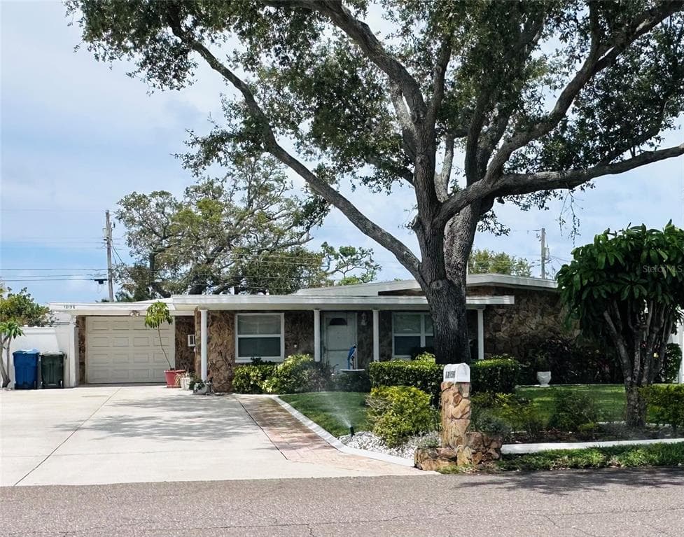 12156 144TH STREET LARGO, FL 33774