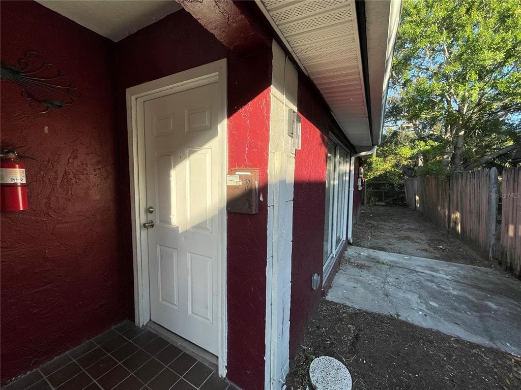 185 FULTON STREET NE UNIT 2 LARGO, FL 33771