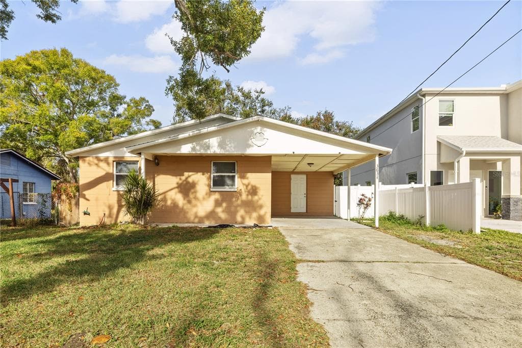 3631 W ANDERSON AVENUE TAMPA, FL 33611