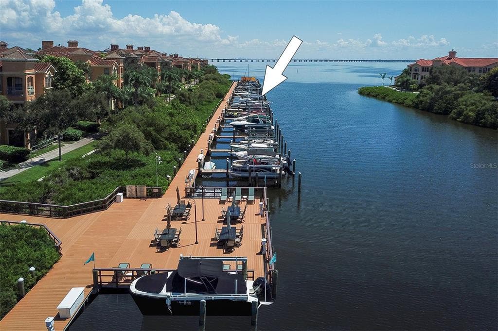 2701 VIA CIPRIANI CLEARWATER, FL 33764