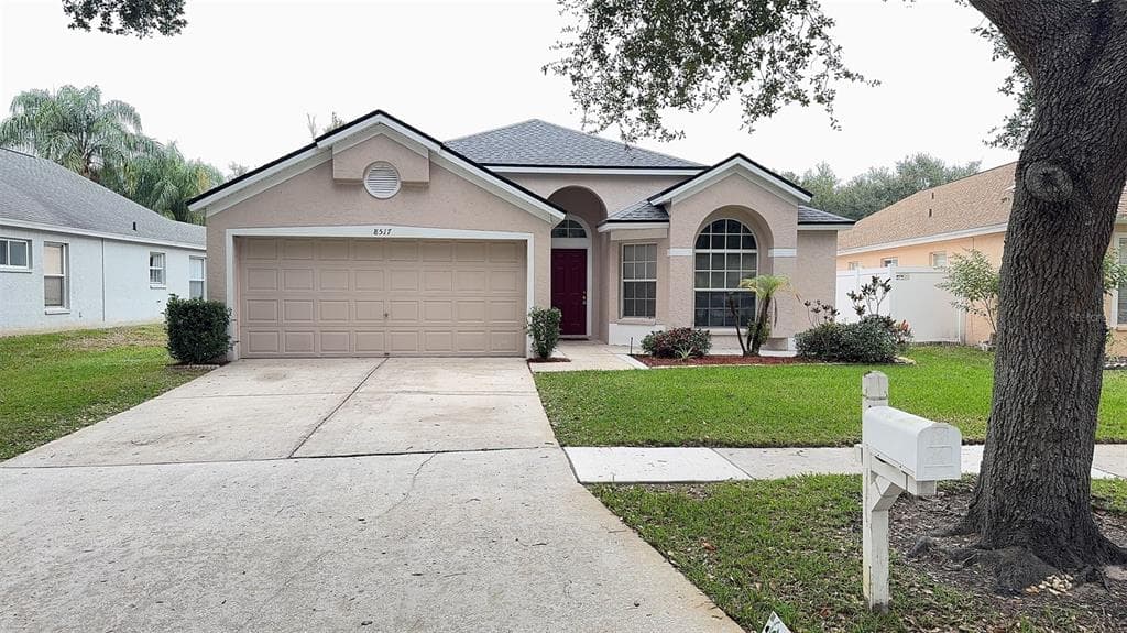 8517 FAWN CREEK DRIVE TAMPA, FL 33626
