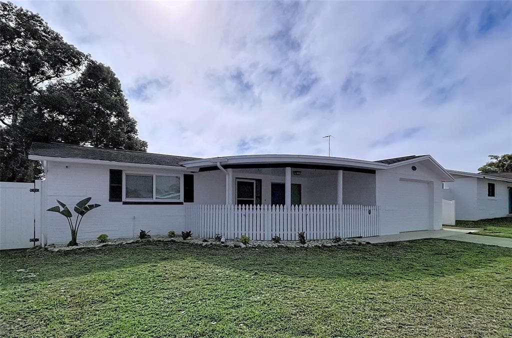6142 9TH AVENUE NEW PORT RICHEY, FL 34653