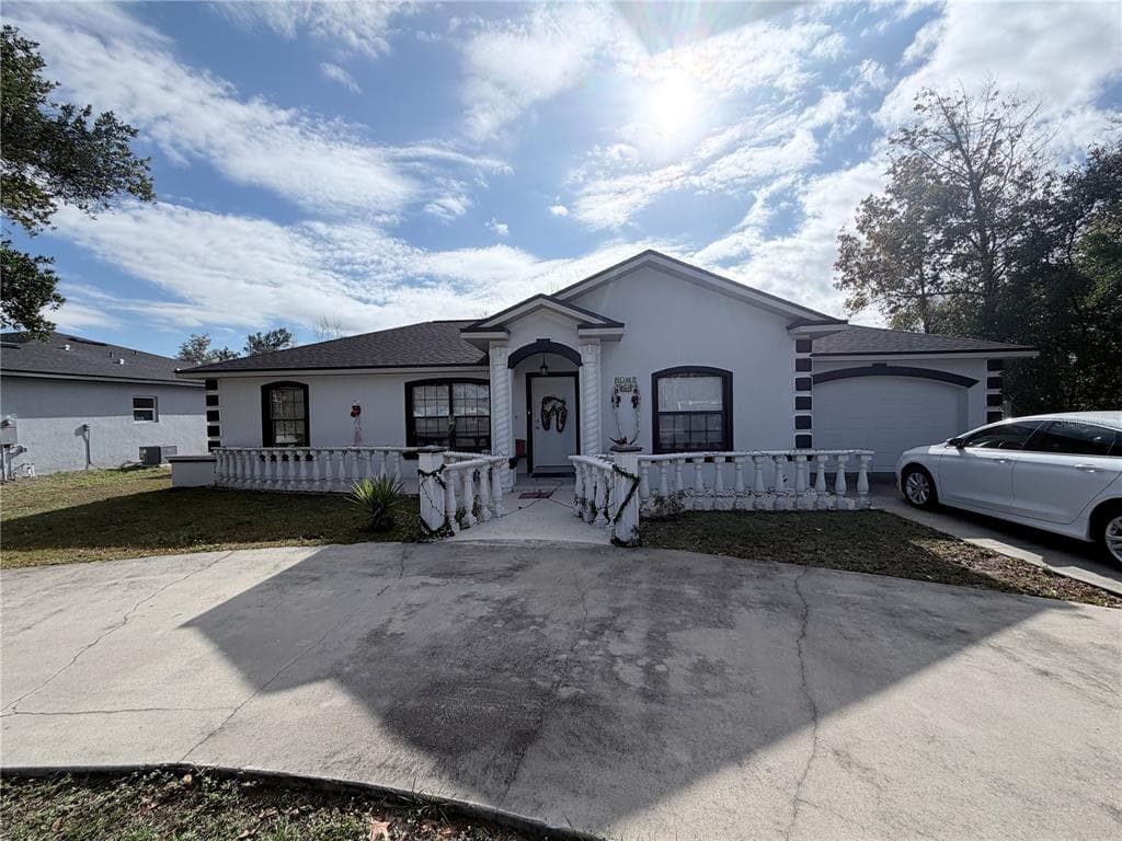 164 MARION OAKS LANE OCALA, FL 34473