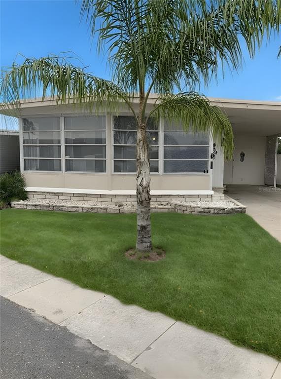 7901 40TH AVENUE N UNIT 32 ST PETERSBURG, FL 33709