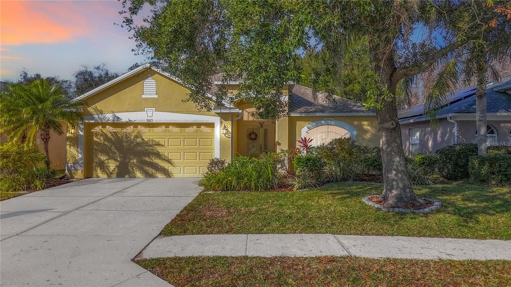 3013 TRINITY COTTAGE DRIVE LAND O LAKES, FL 34638
