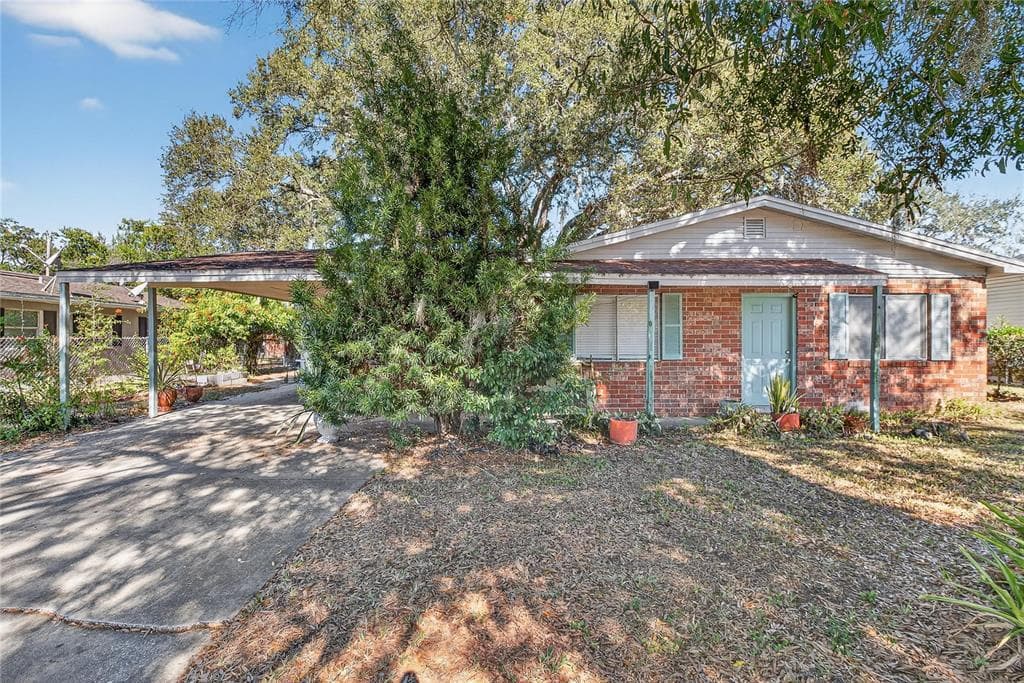 3519 COLLEEN DRIVE LAKELAND, FL 33810
