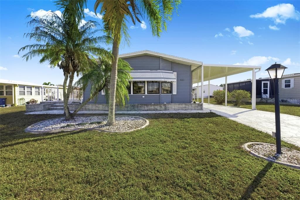 606 LA JOLLA CIRCLE NORTH PORT, FL 34287