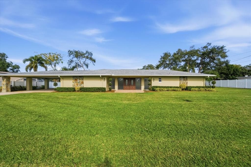 2 DORADO PLACE CLEARWATER, FL 33764