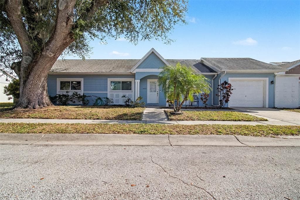 8465 OAK BLUFF DRIVE ORLANDO, FL 32827