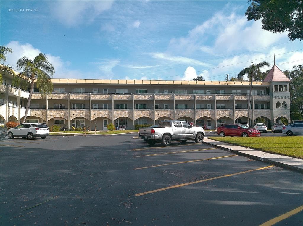 2462 BRAZILIA DRIVE UNIT 44 CLEARWATER, FL 33763