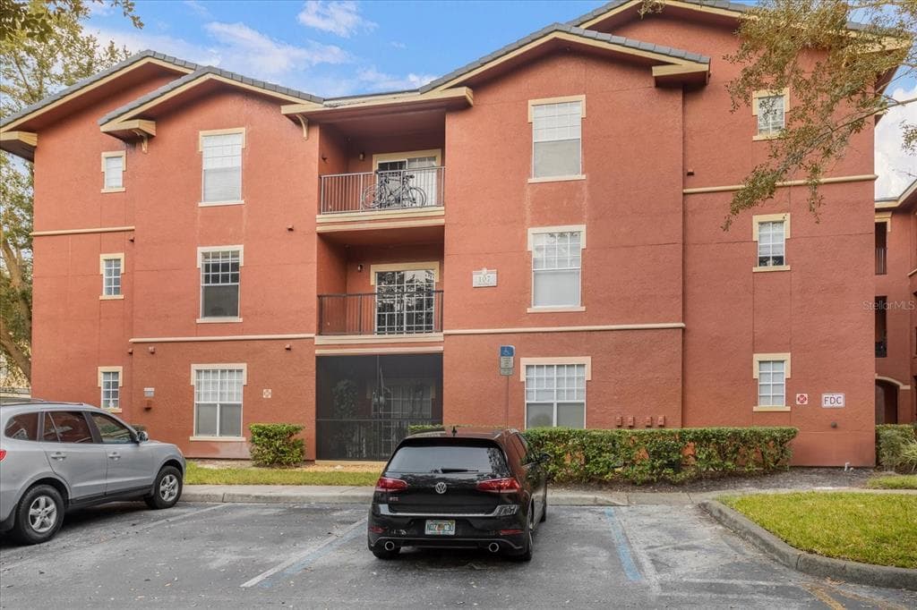 107 VISTA VERDI CIRCLE UNIT 201 LAKE MARY, FL 32746