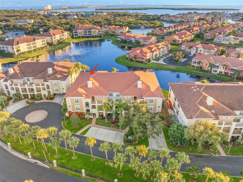 6 ACADEMY WAY S UNIT 23A ST PETERSBURG, FL 33711