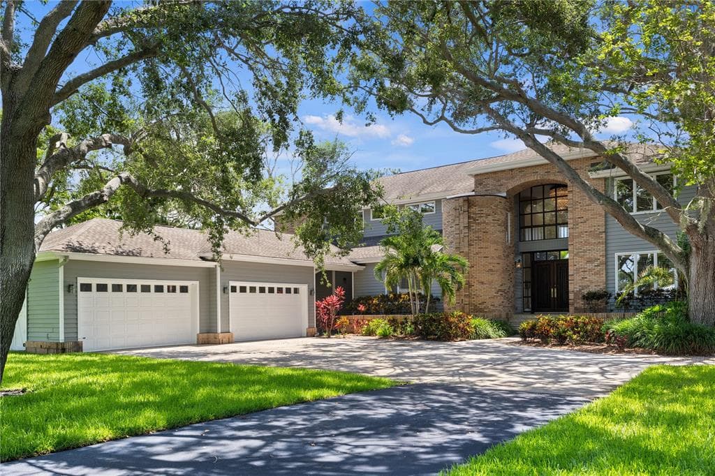 6363 BURNING TREE DRIVE SEMINOLE, FL 33777