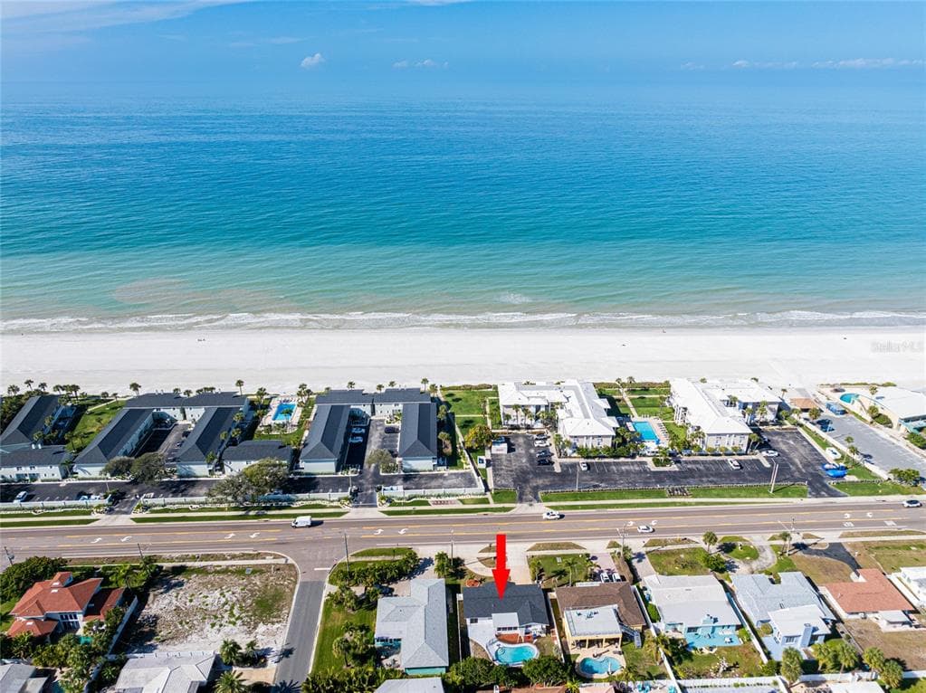 2505 GULF BOULEVARD BELLEAIR BEACH, FL 33786