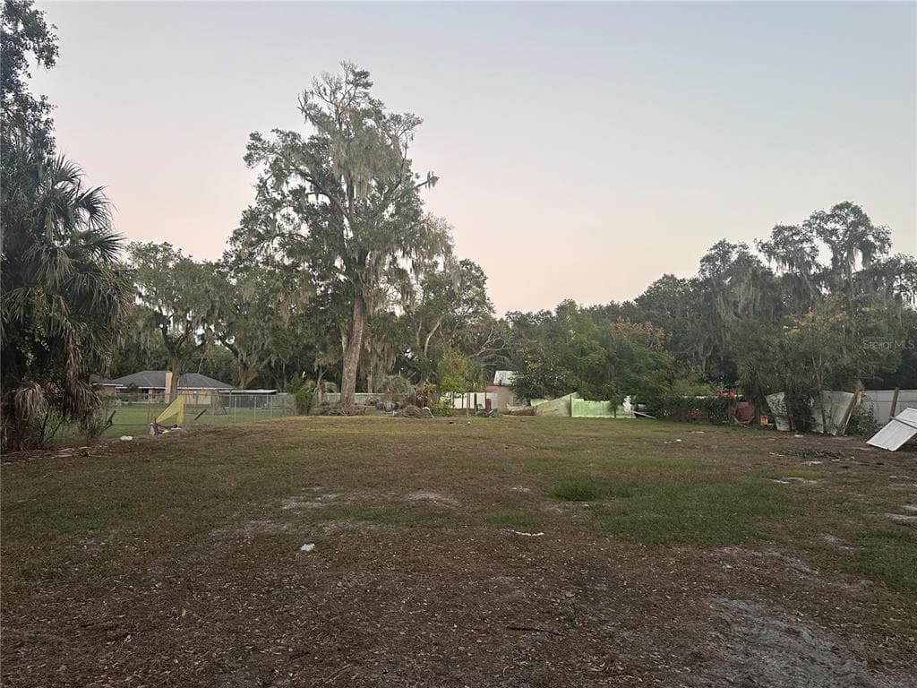 2608 DELL KEEN ROAD PLANT CITY, FL 33565